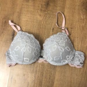 Front clasp bra